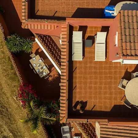 Beautiful Frontline Townhouse * Marbella
