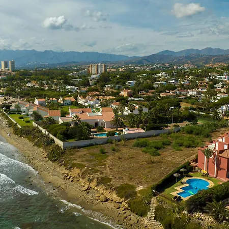 Beachfront 3br With Direct Access East マルベーリャ