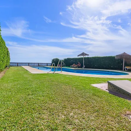 Holiday home Beautiful Frontline Townhouse *