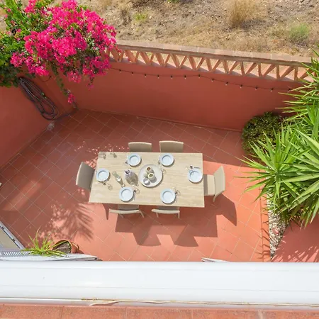Beachfront 3br With Direct Access East * マルベーリャ